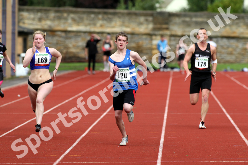 169 and 120, 100 metres, Northumbereland Classic, Hexham
